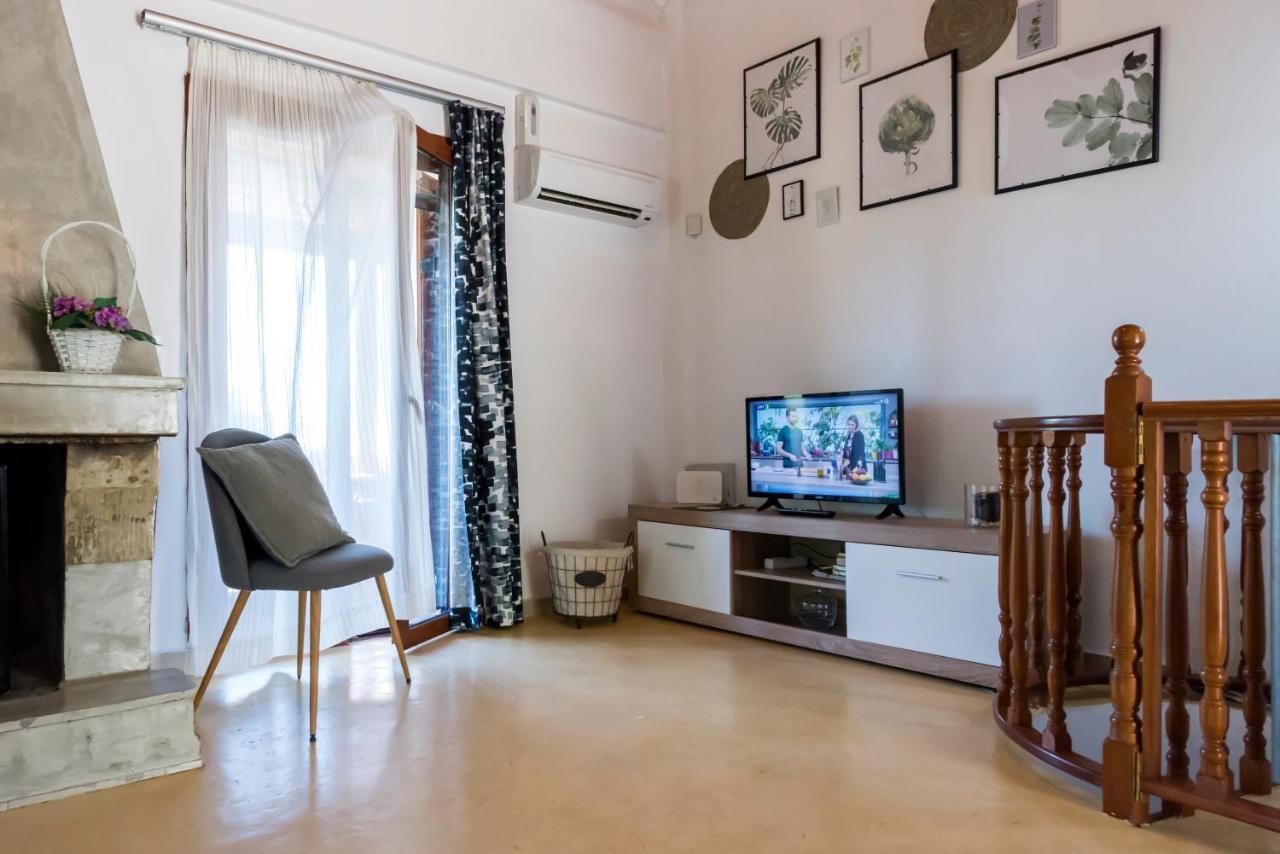 Seaside Heaven - Sunset Views Close To The Beach Apartment Kalamata Luaran gambar