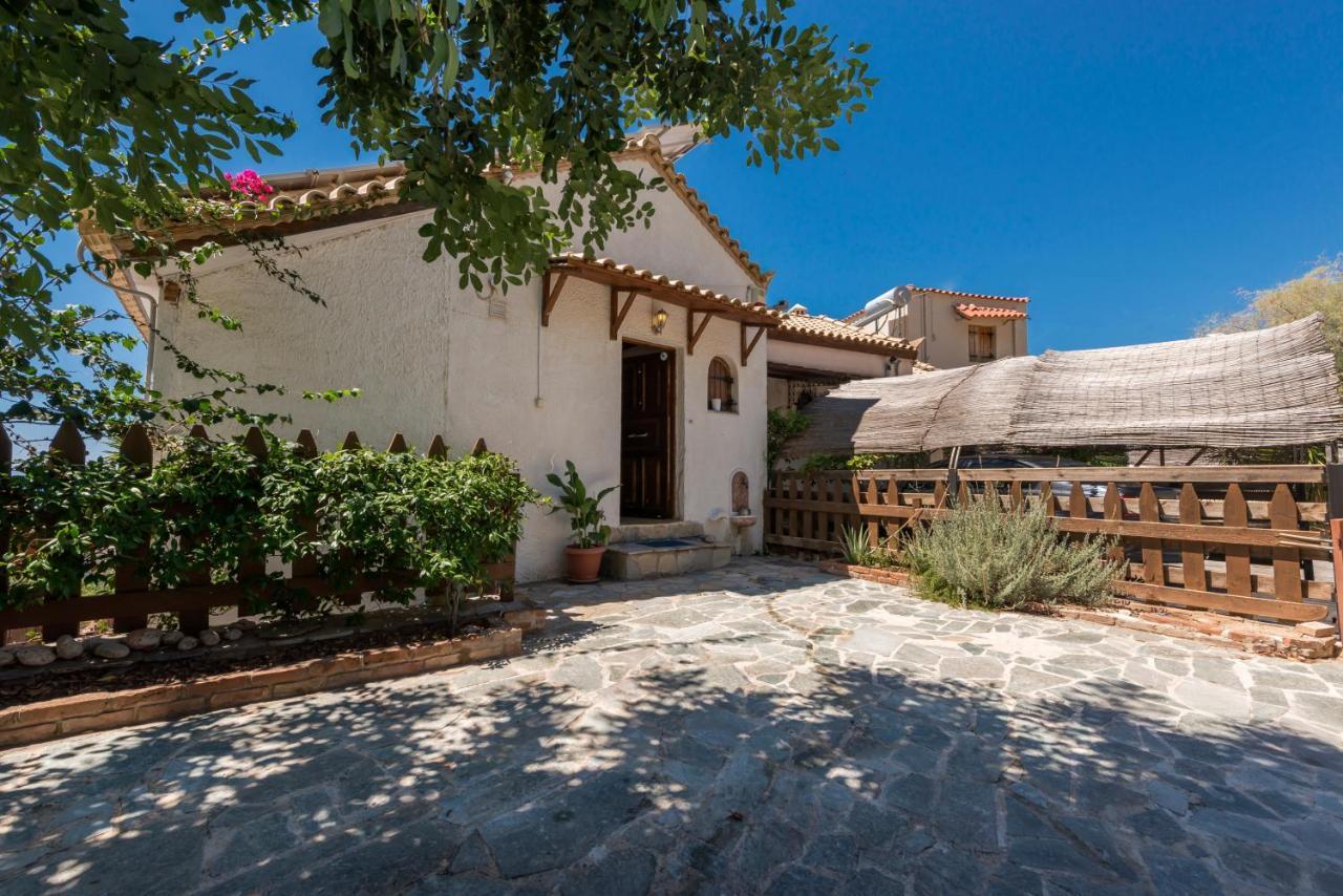 Seaside Heaven - Sunset Views Close To The Beach Apartment Kalamata Luaran gambar