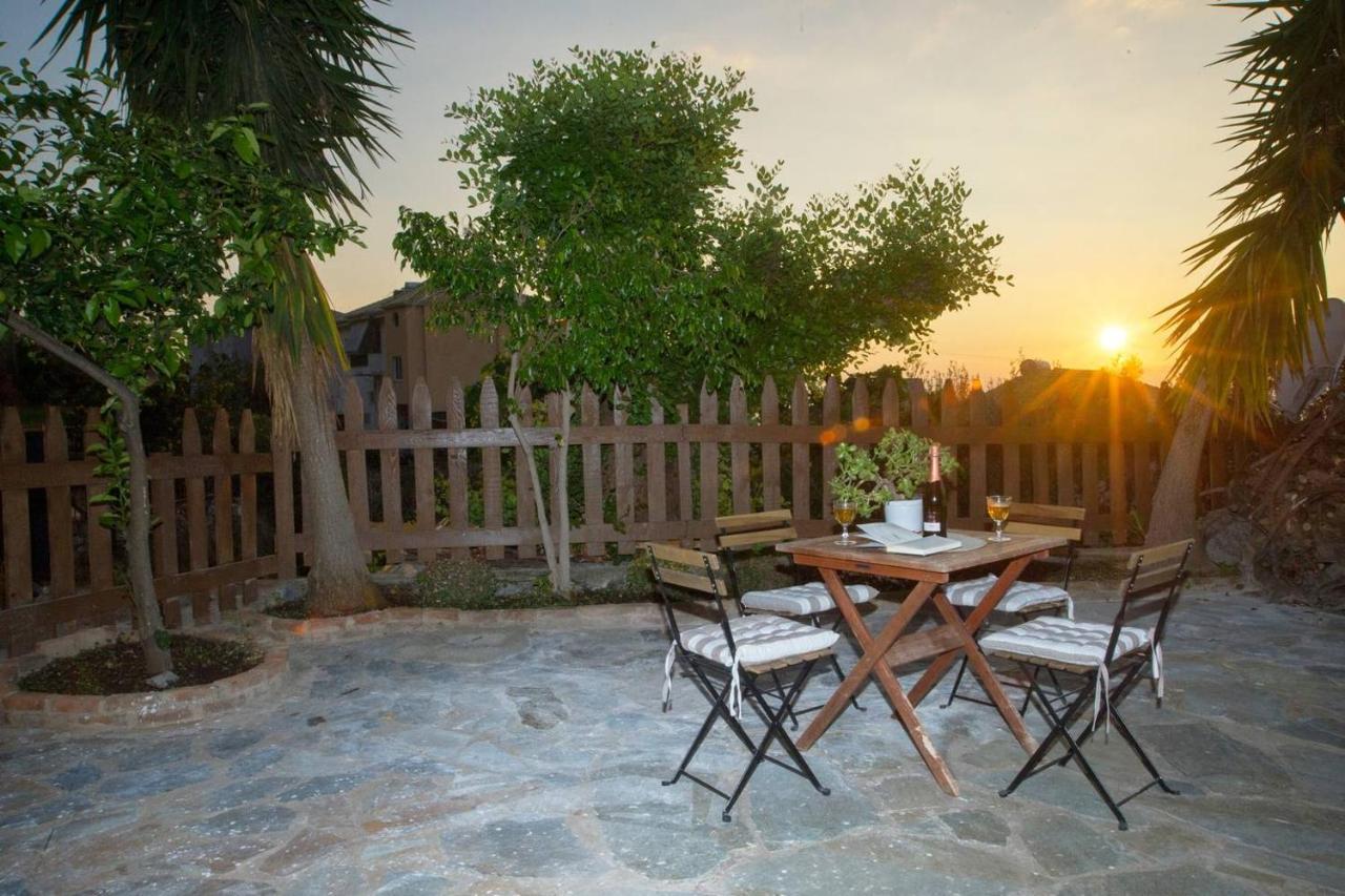 Seaside Heaven - Sunset Views Close To The Beach Apartment Kalamata Luaran gambar
